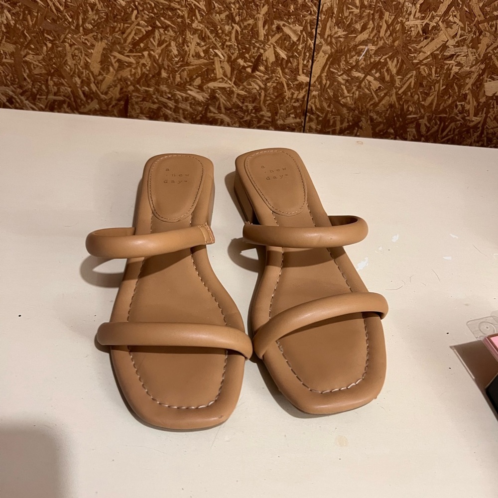 A new day two strap sandals size 7